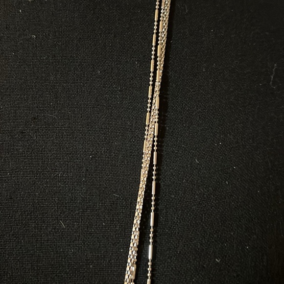 Beautiful long necklace - Picture 2 of 4